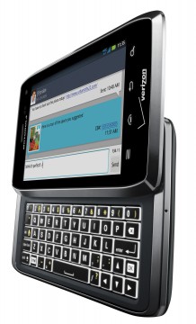DROID 4_Dyn_R_horiz_open_Lit_Text_VZW