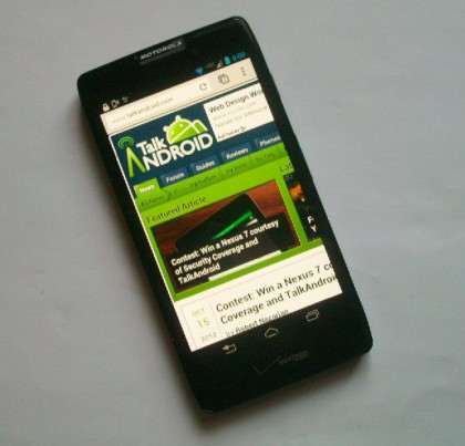 DROID RAZR HD unboxing and initial hands on review DROID RAZR HD unboxing and initial hands on review
