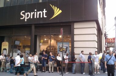 EVO 4G Breaks Sprint Launch Day Records 59