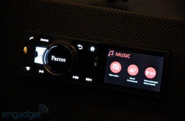Asteroid car receiver by Parrot brings Android, apps to your car dashboard 36