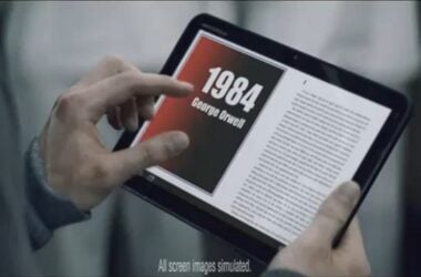 Motorola Xoom Ad Airs During The Super Bowl, Xoom Site Also Goes Live, Provides An In-Depth Look. Best Buy Also Says Xoom Tab Will Run You $800 6