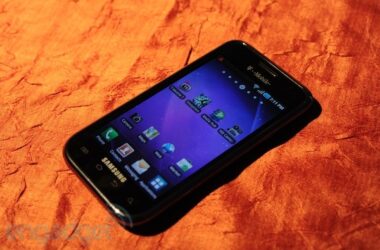 t-mobile-galaxy-s-4g-hands-on-01-sm