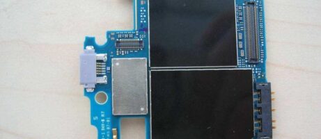 Sony Ericsson Xperia Pro goes through FCC approval, launch imminent 11