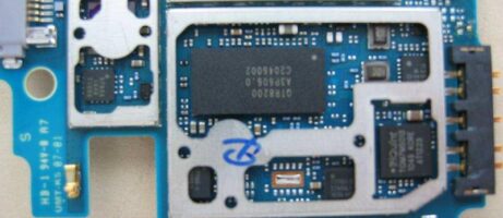 Sony Ericsson Xperia Pro goes through FCC approval, launch imminent 13