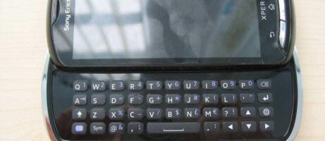 Sony Ericsson Xperia Pro goes through FCC approval, launch imminent 20
