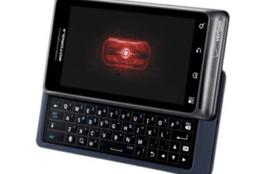 DROID 2 Global Gingerbread build leaks 6