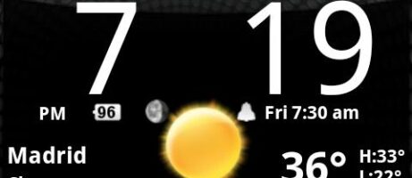 Polish Up Your Home Screen With Smoked Glass Clock Widget For Android 9