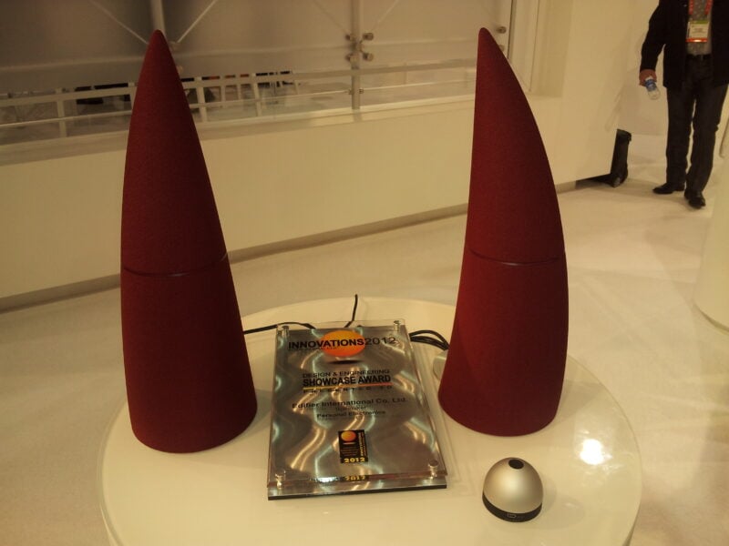 Hands-On With Edifier's Bluetooth Spinnaker Speakers, Works With Smartphones and Tablets While Adding Some Style (Video) 3