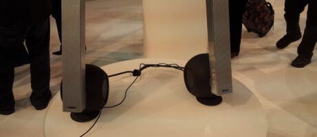 Hands-On With Edifier's Bluetooth Spinnaker Speakers, Works With Smartphones and Tablets While Adding Some Style (Video) 7