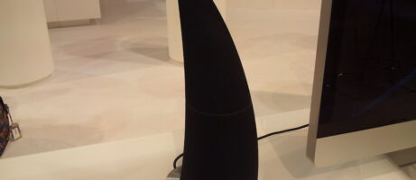 Hands-On With Edifier's Bluetooth Spinnaker Speakers, Works With Smartphones and Tablets While Adding Some Style (Video) 8