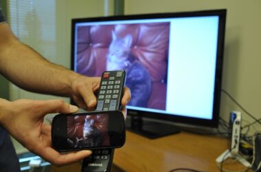 Stanford Students Demo 5 Cool Tricks Using Your NFC Capable Phone &Television (Video) 4