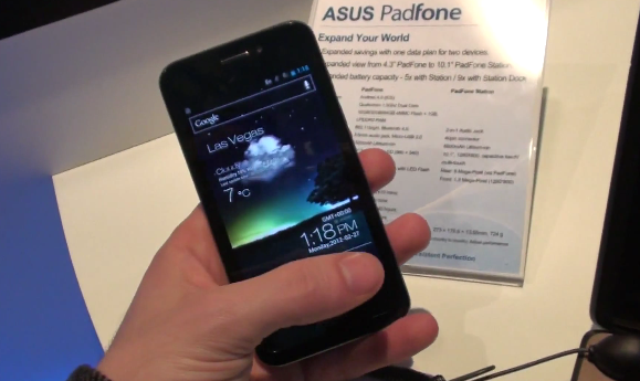 Hands On with the ASUS Padfone [Video] 4