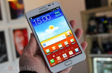 White Version Of Samsung Galaxy Note Spotted Out In The Wild 6