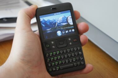 How did Android look in 2007? See it running on the Google Sooner! 29