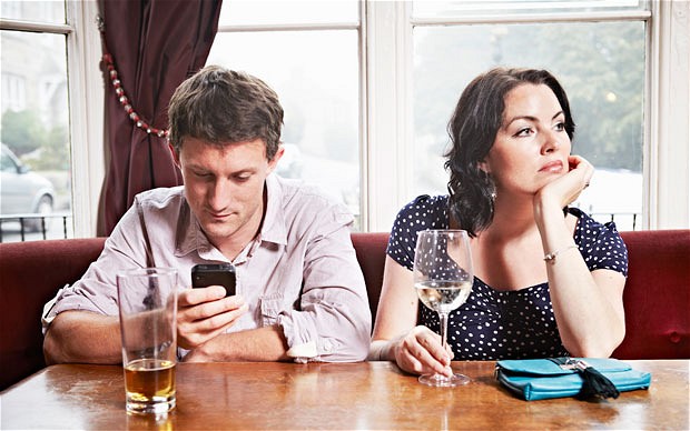 Are you addicted to your smartphone? My experiences using a dumbphone and tablet combination to break the habit 5