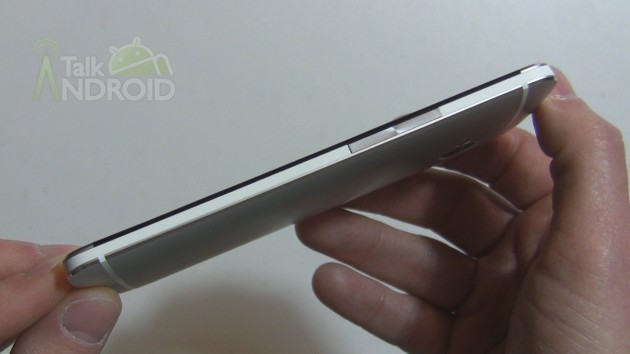 HTC_One_Right_Side_TA