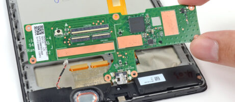 New Nexus 7 teardown shows it's fairly easy to fix 11