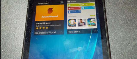 Pictures suggest BlackBerry 10.2.1 could feature Google Play Store 4
