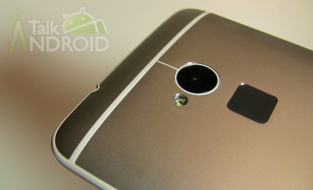 HTC_One_Max_Back_Closeup_Camera_Fingerprint_Scanner_03_TA