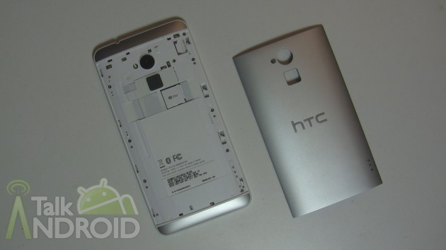 HTC_One_Max_Back_Plate_Off_TA