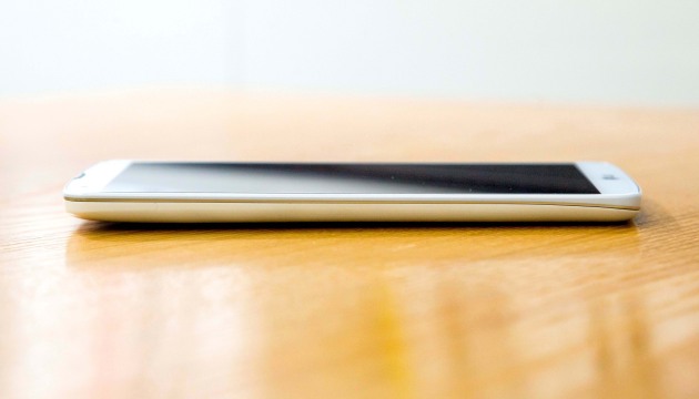 LG_G_Pro_2_Leaked_Image_Side