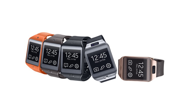 Gear 2_Gear 2_Neo_together