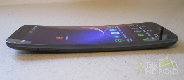 LG_G_Flex_Profile_Curved_TA