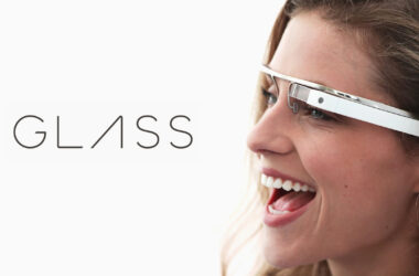 Google Glass update brings SMS for iPhone and Calendar Glassware 3