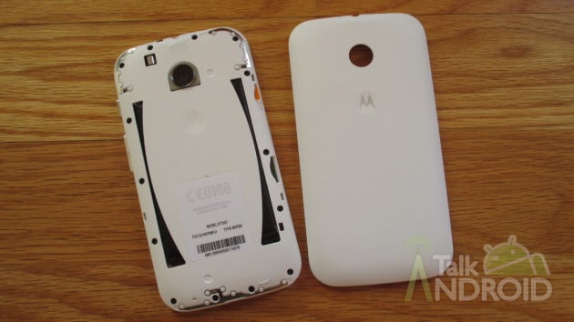 Motorola_Moto_E_Back_Back_Cover_Off_TA