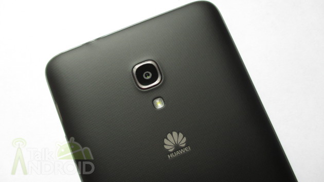 Huawei_Ascend_Mate2_Back_Camera_Lens_Huawei_Logo_TA