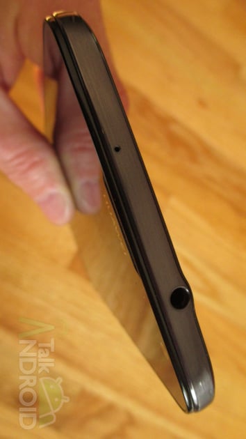 Huawei_Ascend_Mate2_Top_TA