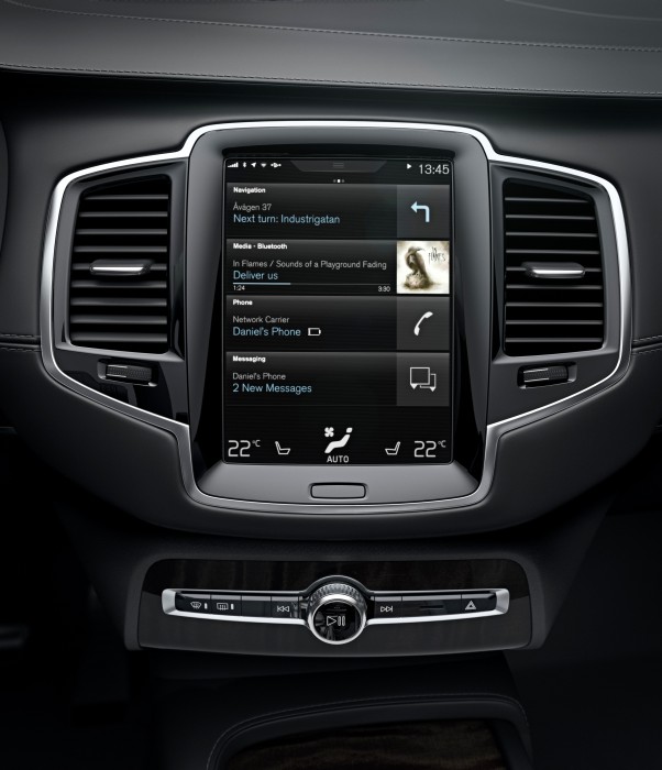 android_auto_volvo_car_intro_2