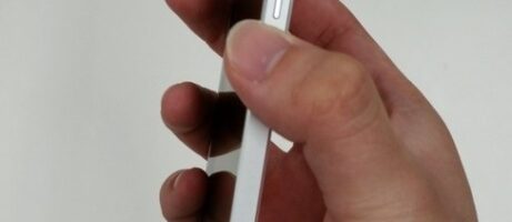 More images of Samsung Galaxy Alpha surface from Russian source 6