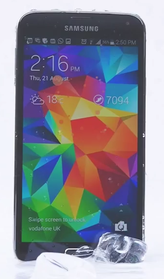 samsung_galaxy_s_5_ice_bucket_challenge