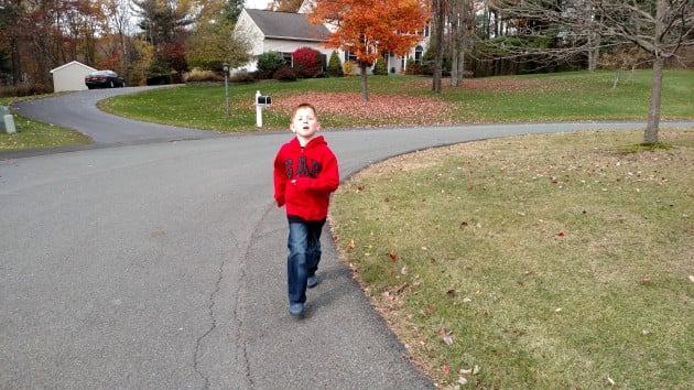 DROID_Turbo_Example_Photo_Action_03