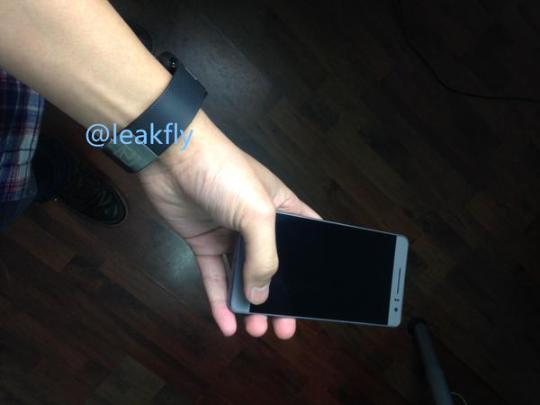 leaksfly_huawei_mate_7_compact_front