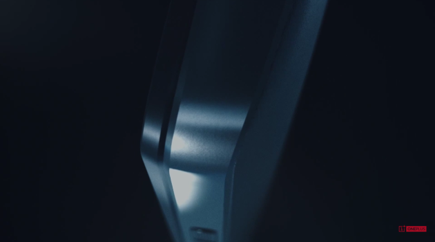 oneplus_2_metal_corner_closeup