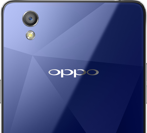 Oppo makes the Mirror 5 official, featuring a diamond-like back made out of cut-glass 4