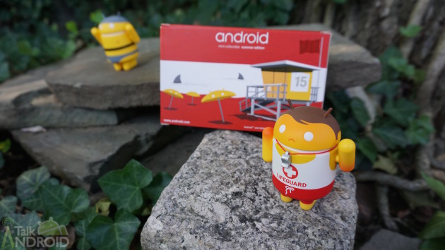 andrew_bell_android_figurines_summer_2015_lifeguard_diver_spread_TA