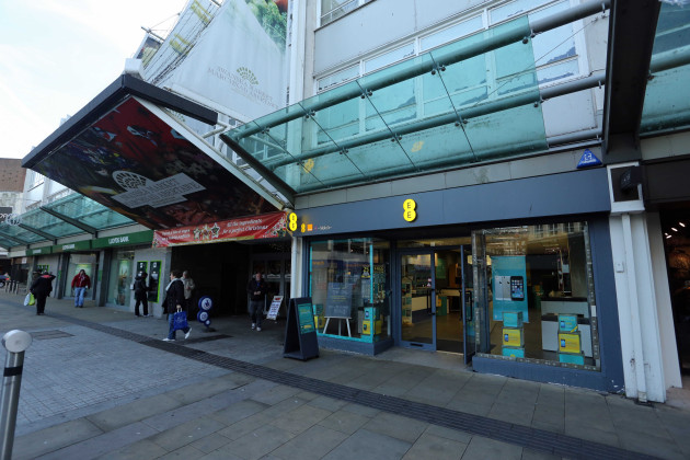 EE announces its new International Calling Packs and Add-ons 4