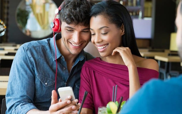 people_on_prepaid_phone