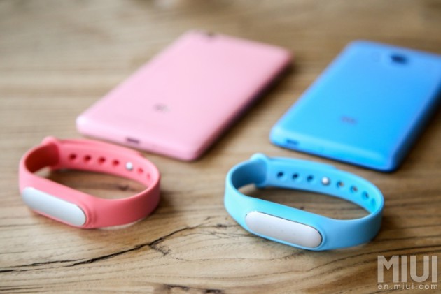 xiaomi_mi_band_pulse_pink_blue