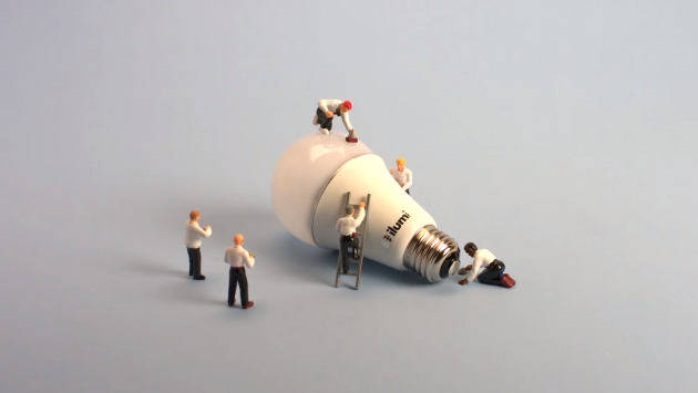 ilumi_with_figurines_TA