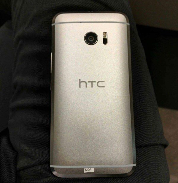 HTC_10_leak_031116_1