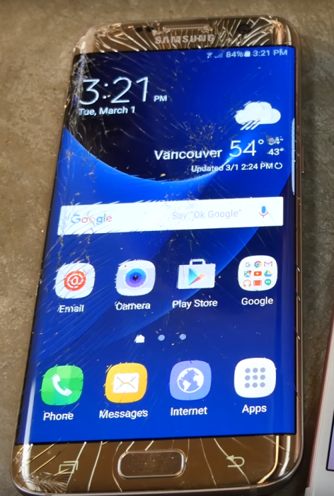 samsung_galaxy_s7_edge_shattered