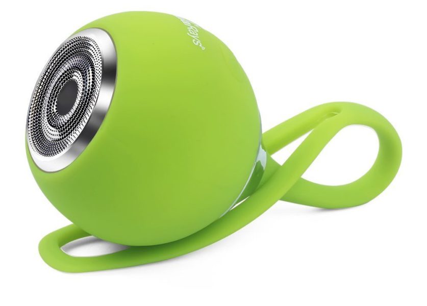 naturalrays_outdoor_bluetooth_speaker_white_back