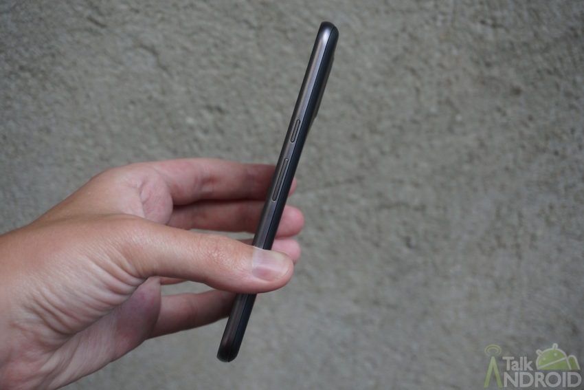 moto_g4_plus_right_TA