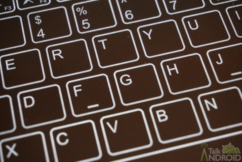 lenovo_yoga_book_halo_keyboard_closeup_ta