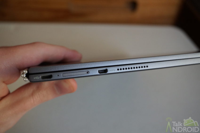 lenovo_yoga_book_left_ports_ta