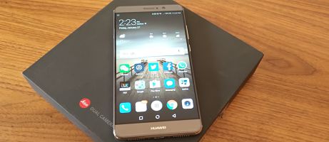 How to change the navigation bar in Huawei's EMUI 5 4